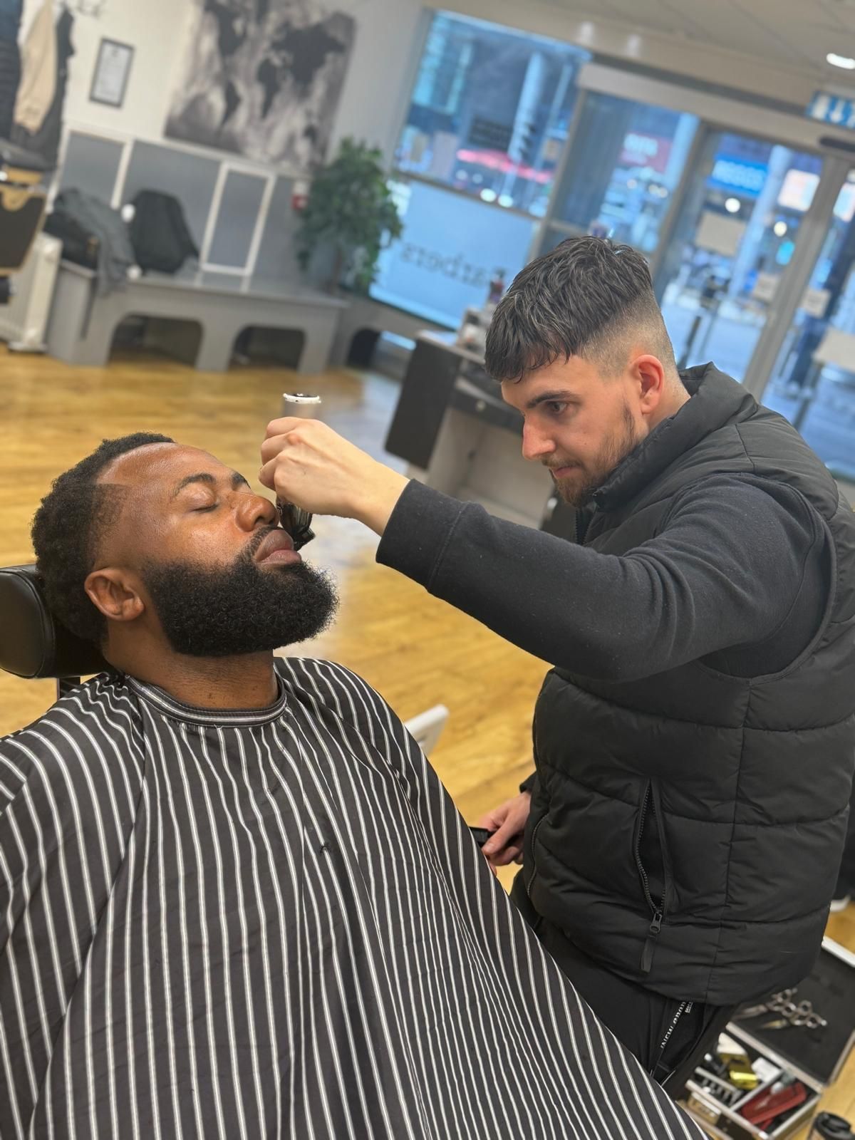 Barbers in Basingstoke, Basingstoke barbers, Barbers in Chineham Basingstoke, Basingstoke barbers, Barbers near me Basingstoke, walk in Barbers Basingstoke, men's Barbers Basingstoke, Afro Barbers Basingstoke, Black Barbers in Basingstoke, walk in barbers Basingstoke, Top barbers Basingstoke, Barbers Basingstoke, Barbers near me, Barbers near me Basingstoke