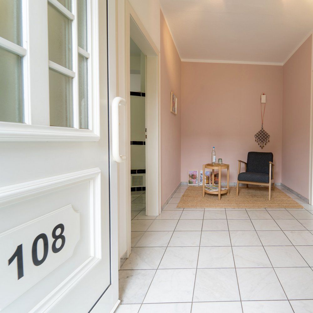 Naturheilpraxis Betine Kaminski, Rheinberg, Außenwall 108, Eingang, Wartebereich