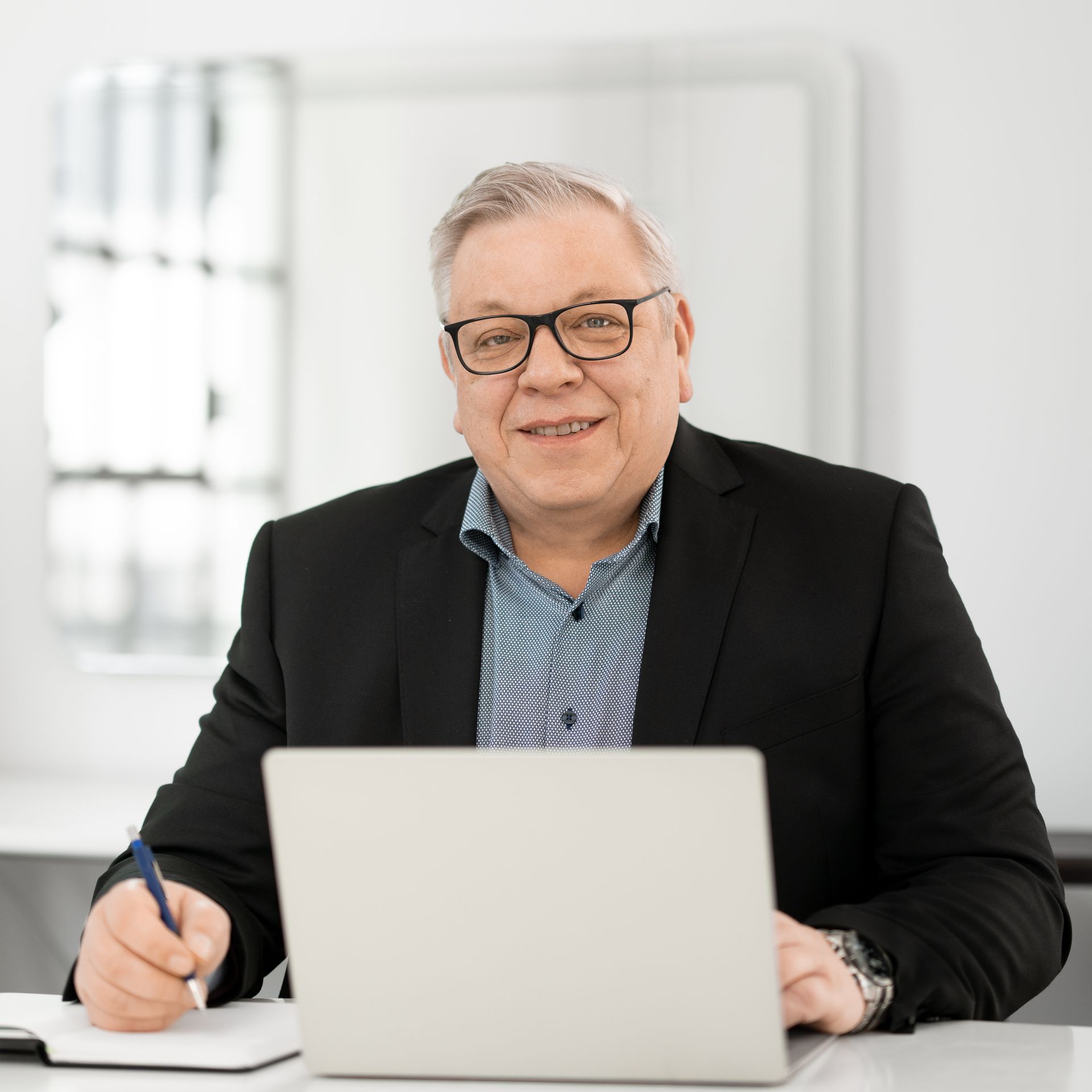 Detlef Kirschner Detlef Kirschner