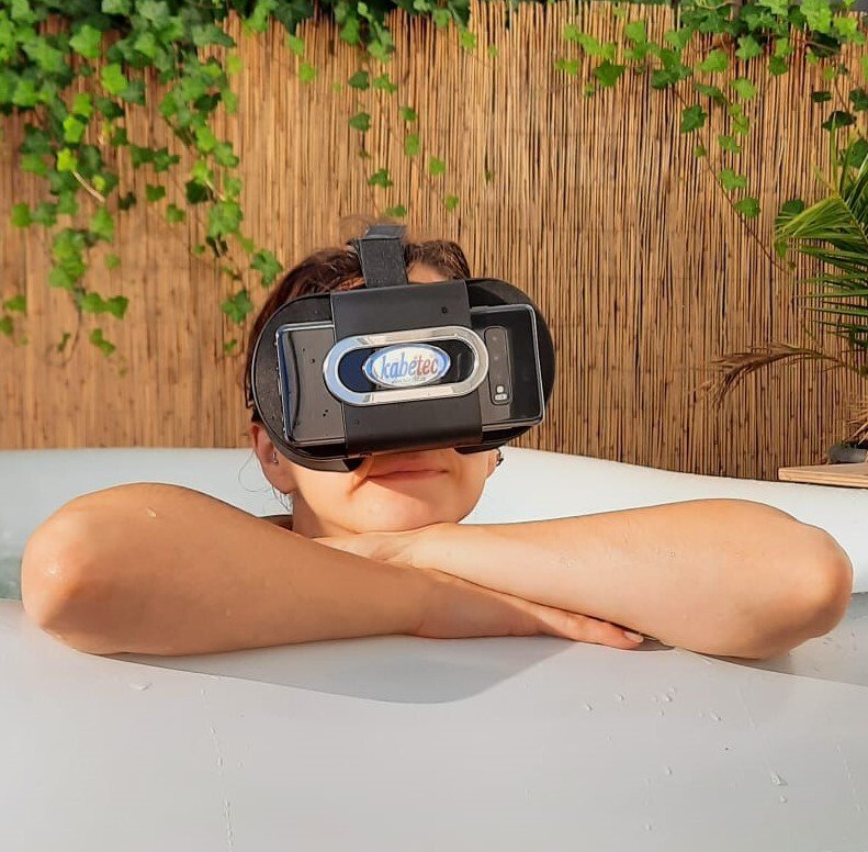 Wellness 4.0 im Whirlpool. Entdecken Sie mit der modicap SPRIZZ von kabetec ein neues Level der Entspannung