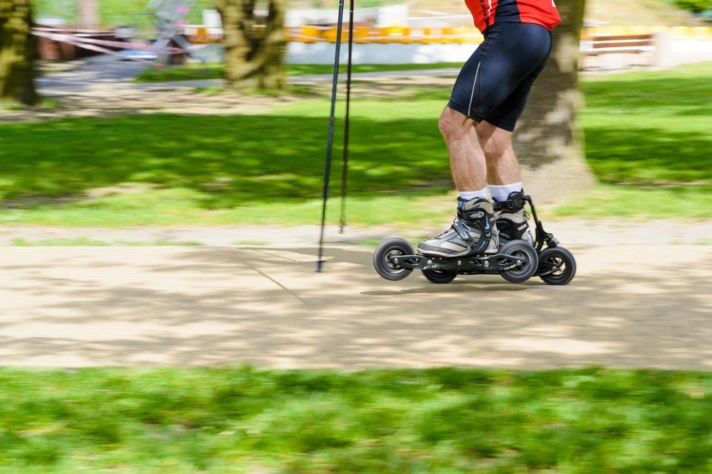 Sportpark Bad Waldsee, Bogenschiessen, Golf, Wandern, Radwandern, Nordic Walking, Mountainbiken, Cross-Skating, Loipe, Fahrradverleih, Natur-Lehrpfad, Rund-Wanderwege, Kaffee, Restaurant, Vinothek, erlesene Weine, Bar, selbstgebackene Kuchen, Snacks, Mittagstisch, Sonnenterrasse, Gin - Greenkeeper's Cut, Bier vom Fass, kleine Gerichte, Burger, vegetarisch, vegan, Laktose frei, Gluten frei, Café-Restaurant Ausblick T-19, Restaurant im Hofgut