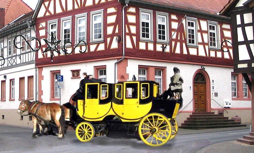 Schaafheimer Rathaus mit Kutsche, Foto: Gerhard Bachor, Pixabay.com