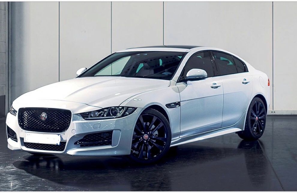 Jaguar XE Limousine