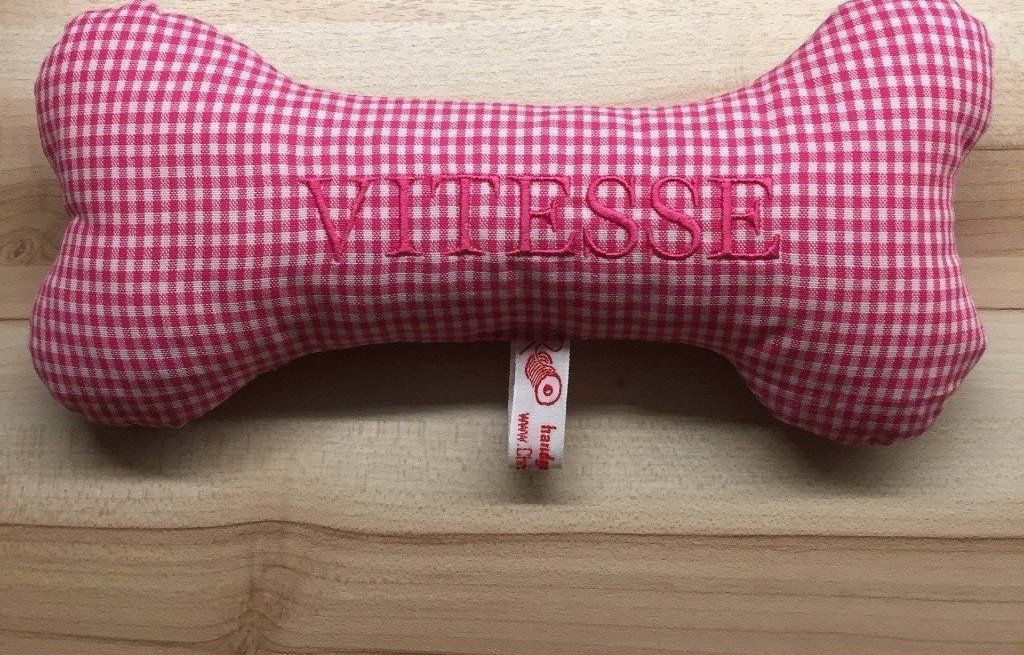 großes Saunatuch bestickt