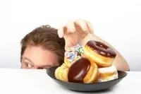 L'addiction au sucre se manifeste par un désir compulsif de consommer des aliments sucrés, souvent associé à des fluctuations extrêmes de l'humeur et de l'énergie. Cette dépendance peut avoir des répercussions néfastes sur la santé, notamment en contribuant à l'obésité, au diabète et à d'autres problèmes de santé.
(Daniel Dias - Hypnose & Psychothérapie à Niort)
