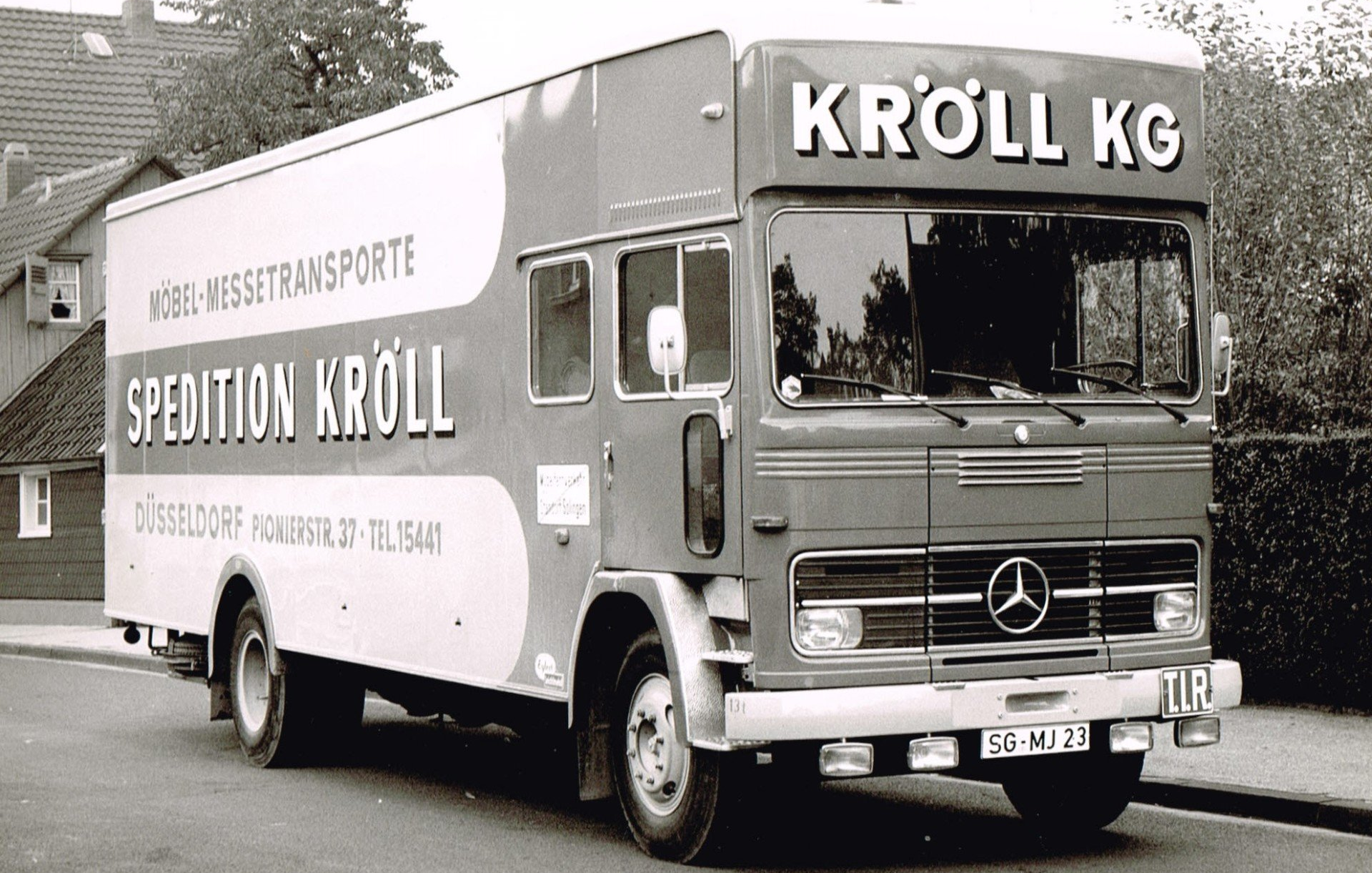 Historische Fotos Umzüge Kröll