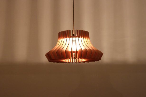 N°02 Suspension en bois ; luminaire ; éclairage ; abat-jour ; lampe