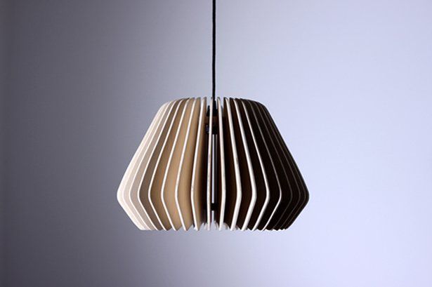 N°07 Suspension en bois ; luminaire ; éclairage ; abat-jour ; lampe