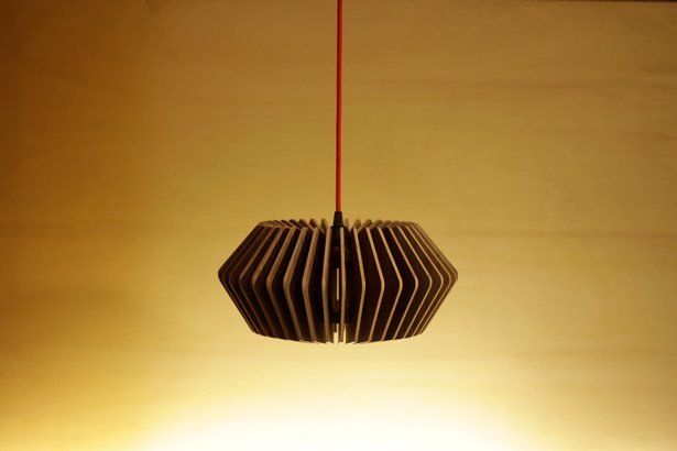 Luminaire, suspension en bois, fabrication artisanale et française, lustre