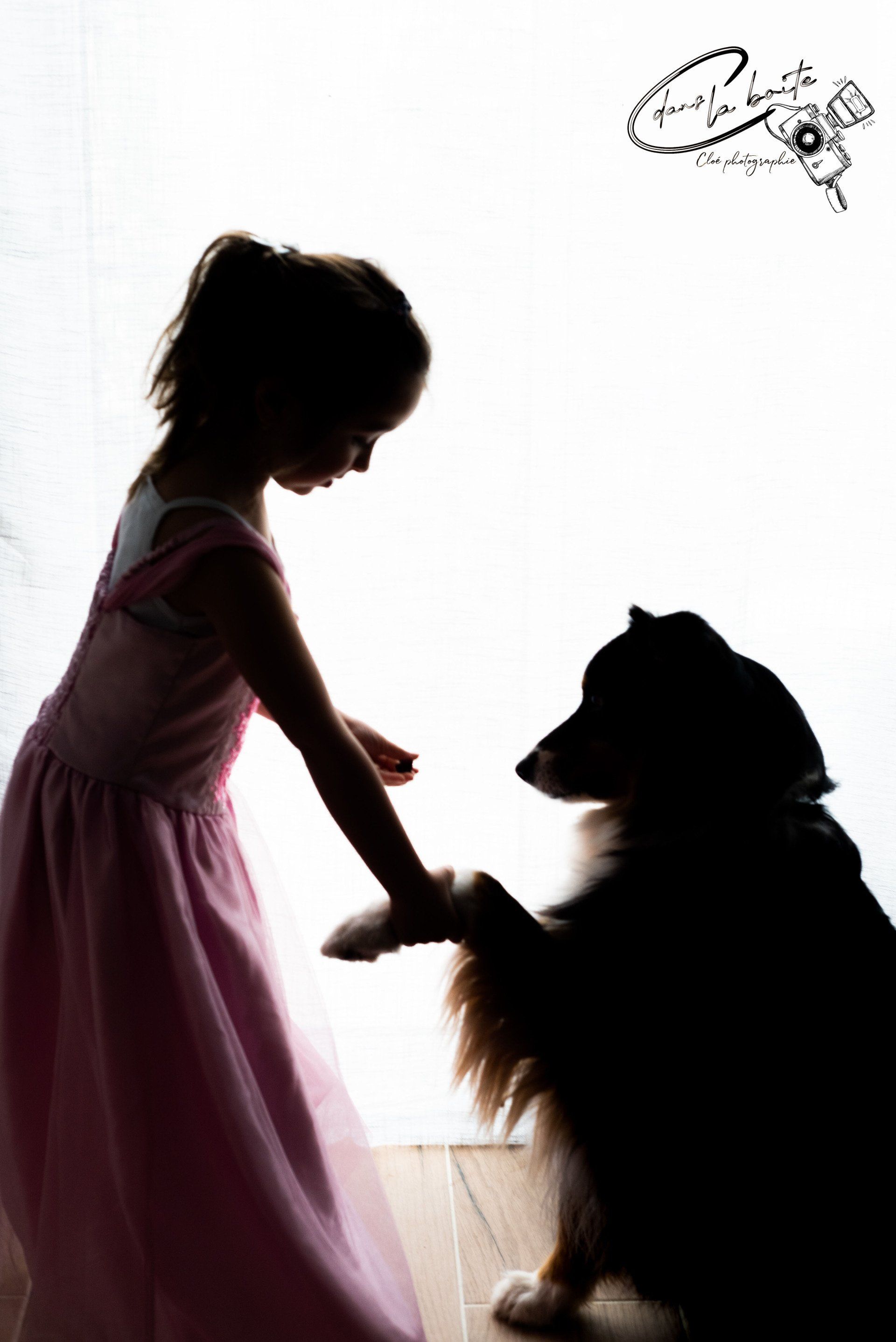 Photographe portraitiste - photo de famille, shooting couple, shooting solo à Royan Charente-Maritime. Photos en studio ou en extérieur | C dans la boite