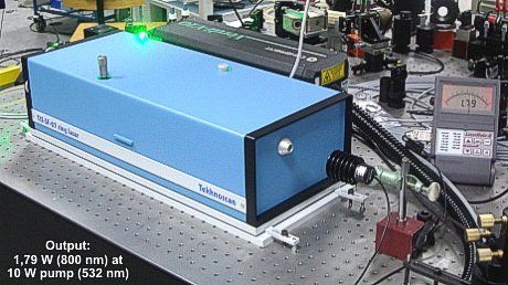 Ti:Sapphire single frequency laser in operation pumped with 532 nm