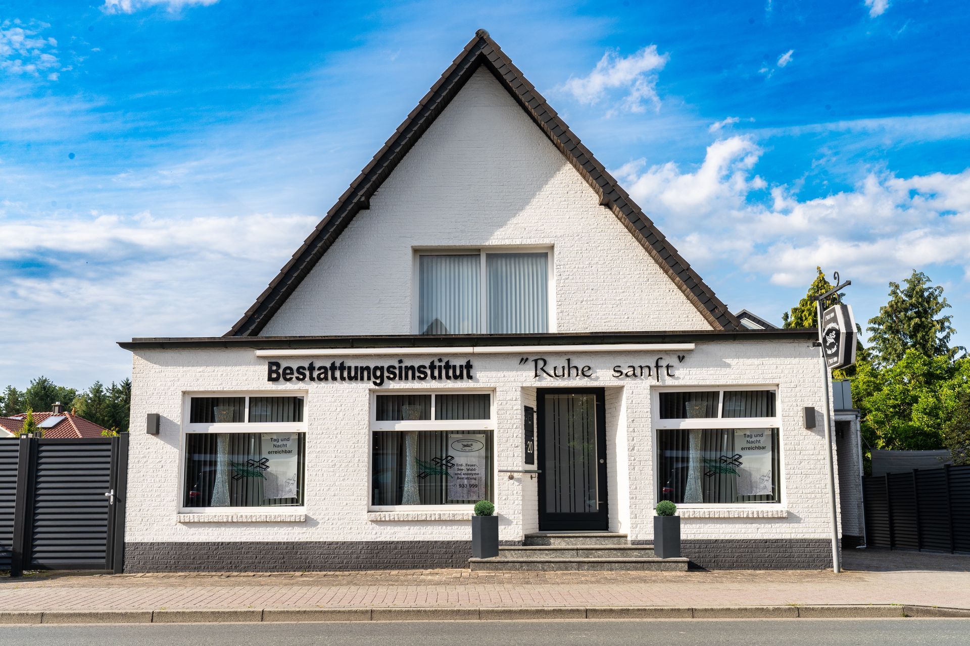 Firmengebaeude Firmengebaeude