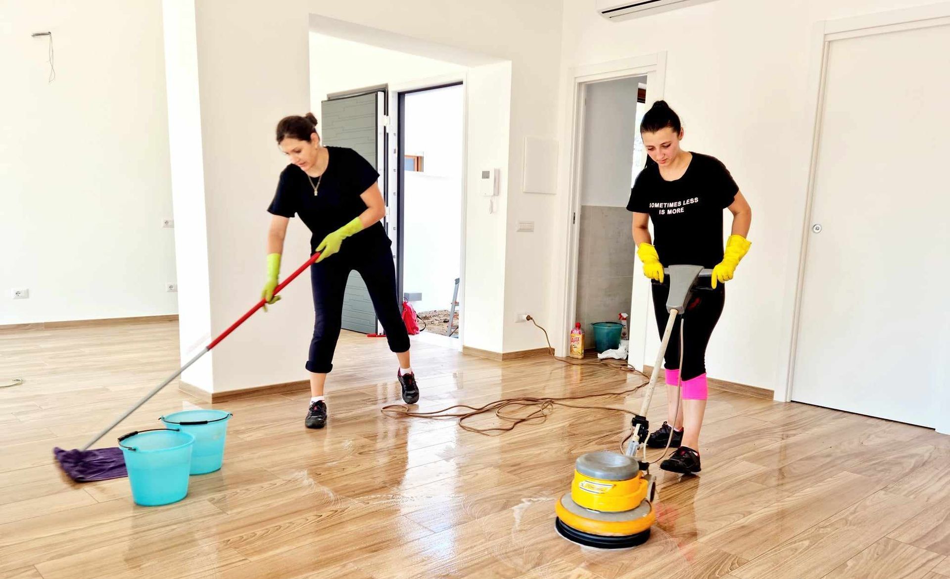 ditta di pulizie pavimenti