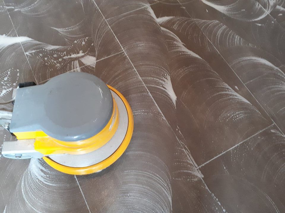 pulizia pavimenti dopo ristrutturazione roma