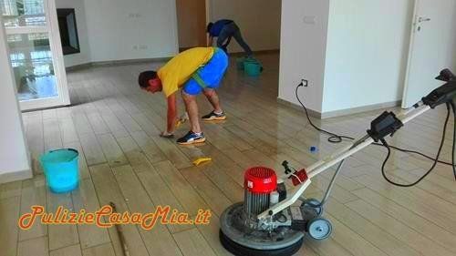 impresa di pulizie pavimenti