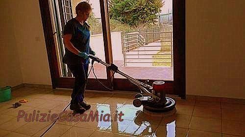 foto impresa di pulizie appartamenti Spinacetto