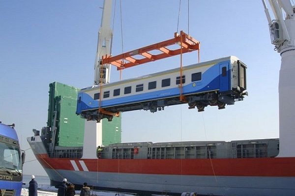 Agente transitario de carga de proyectos, transporte y envío a Perú