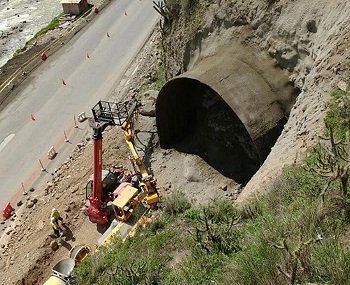 Transportar maquinaria de mineria y obras publicas a Peru