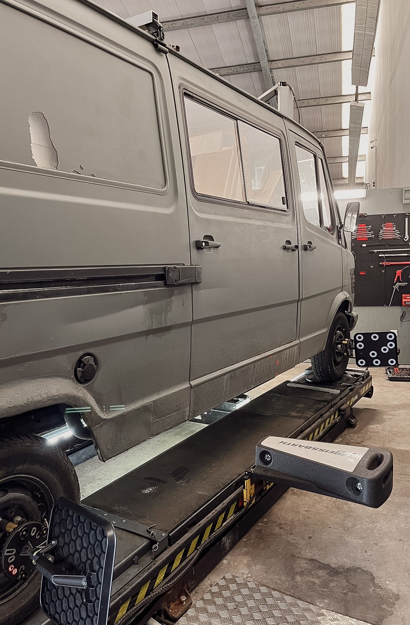 Achsvermessung eines Oldtimers