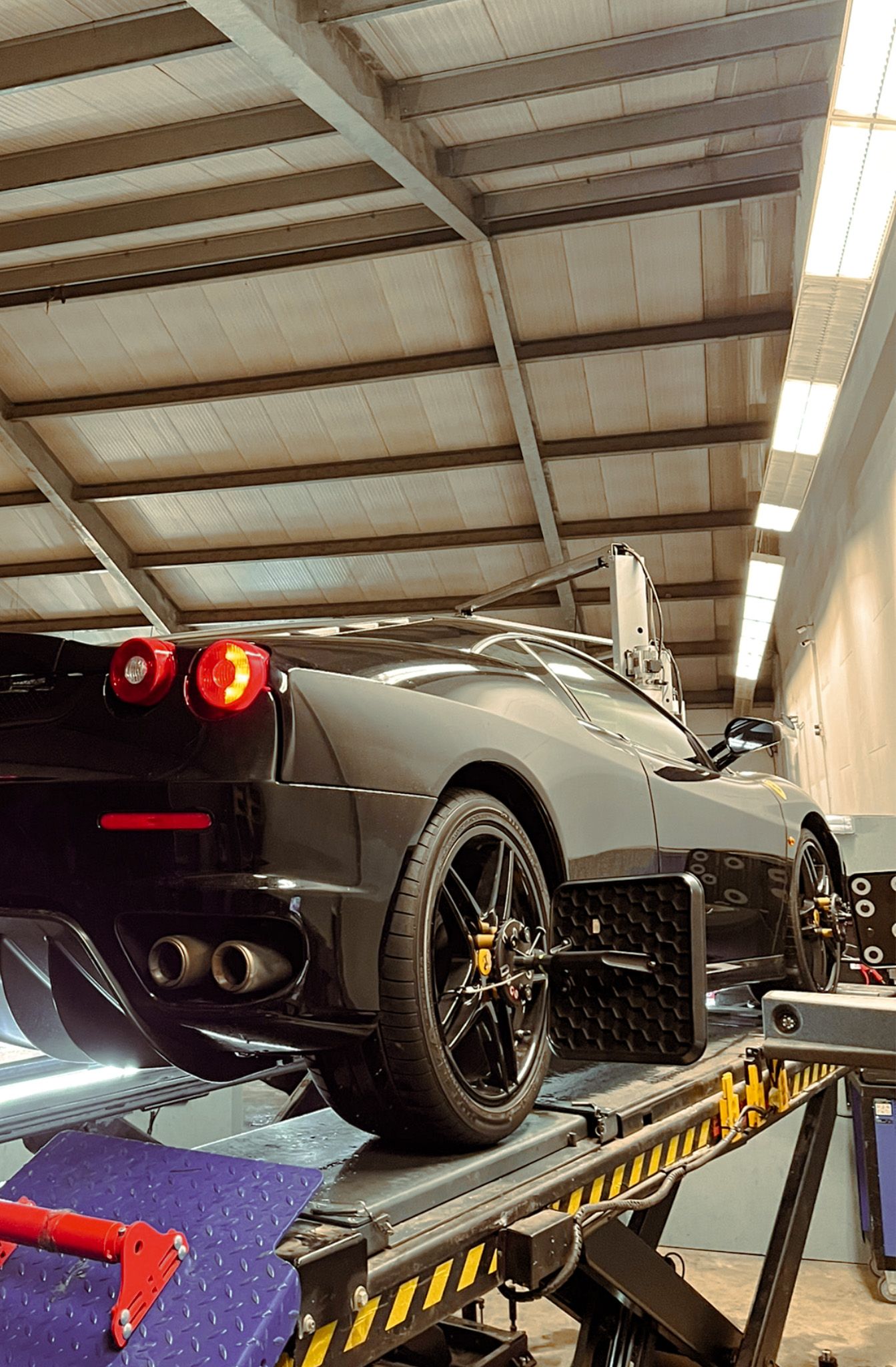 Spureinstellung eines Ferrari