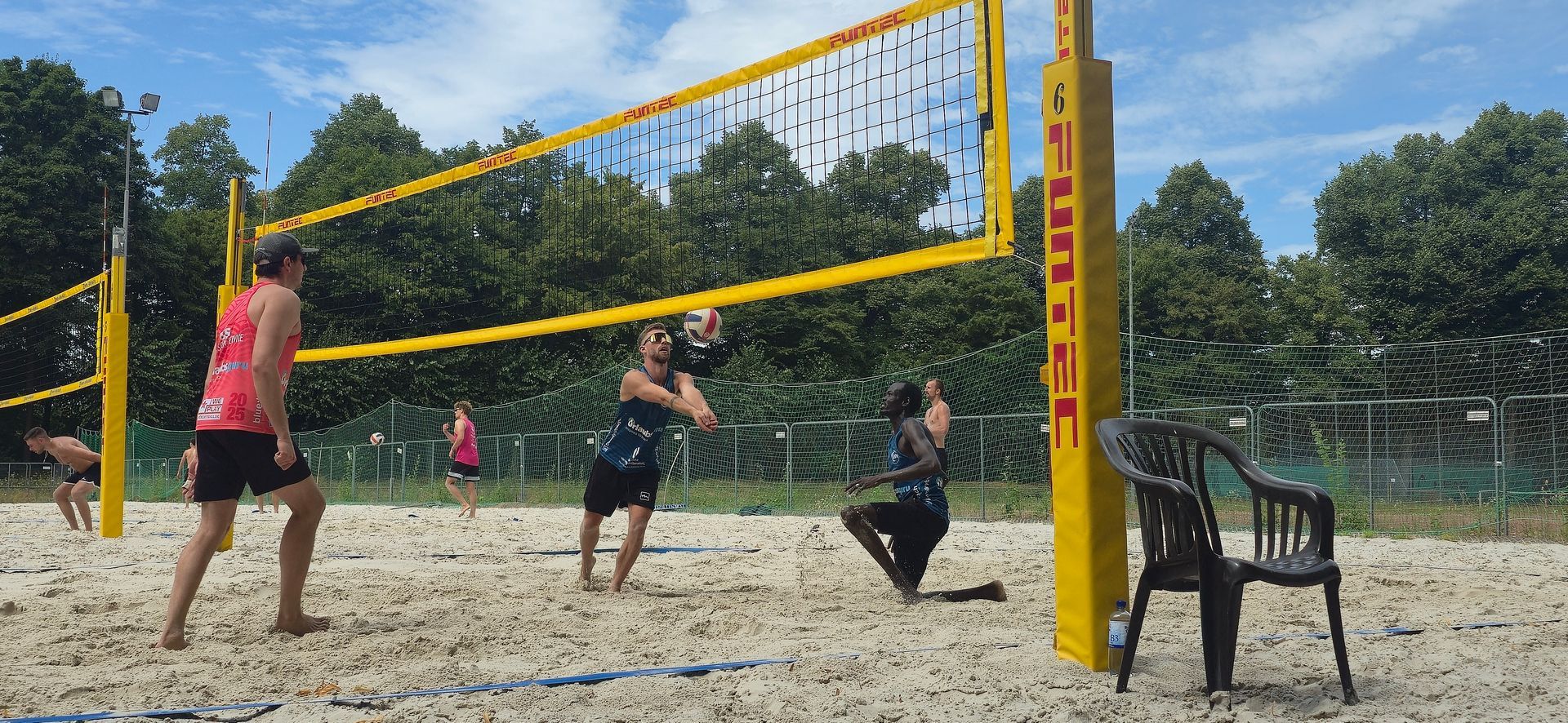 Die Volleyballer des FSV Kürenz feiern Turniererfolge auf der Beachtour durch NRW