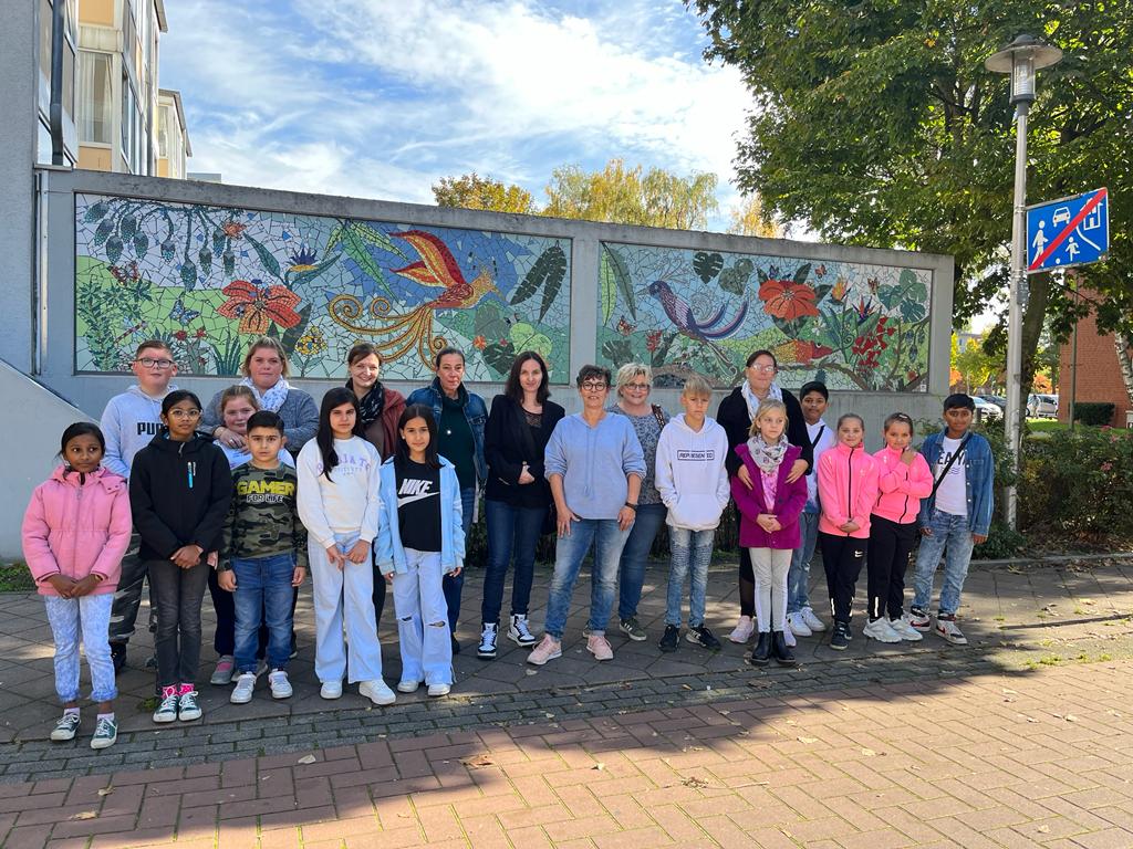 Das kreative Mosaikteam der Oranienburger Straße.