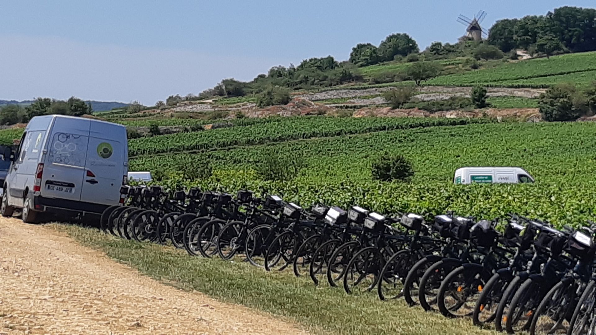 Sortie à vélo avec Bourgogne Randonnées loueur de vélos à Beaune