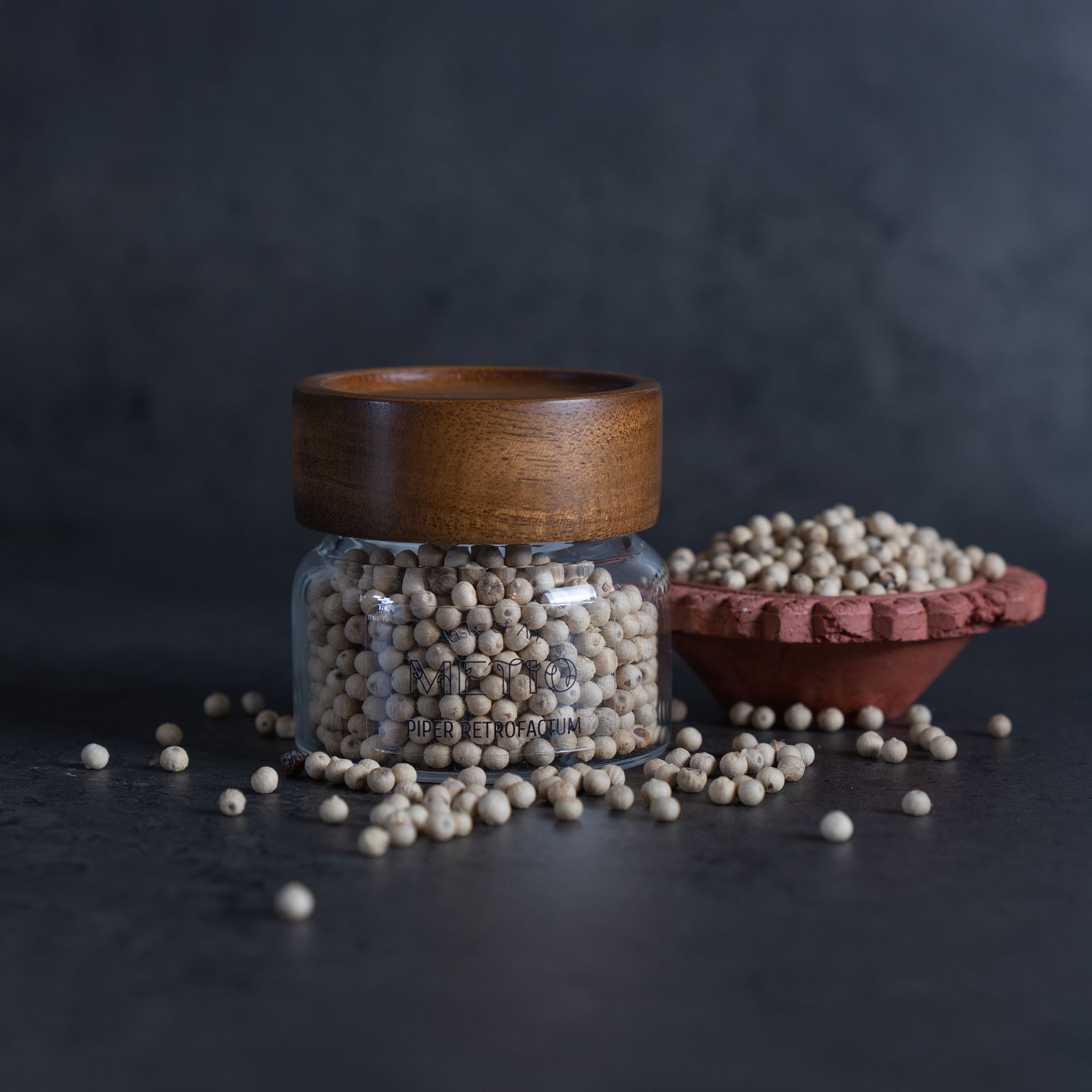 Poivre Sarawak blanc en grain