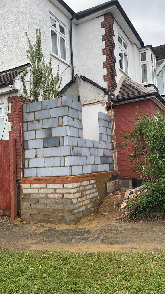 Extension Porch Wall Build