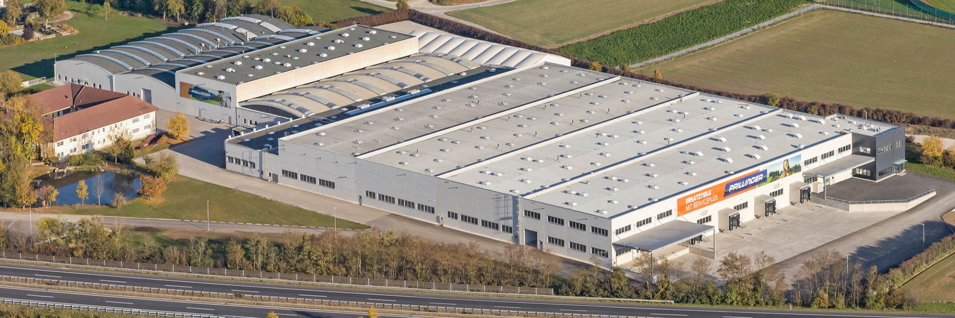 Firmengebäude Prillinger Ersatzteilegroßhandel in Wels in Oberösterreich Firmengebäude Prillinger Ersatzteilegroßhandel in Wels in Oberösterreich