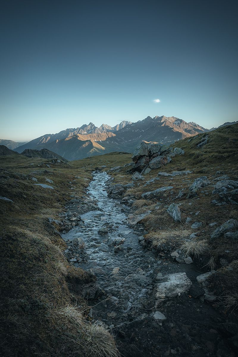 Kleiner Bachlauf an der Großglockner-Hochalpenstraße, Österreich
