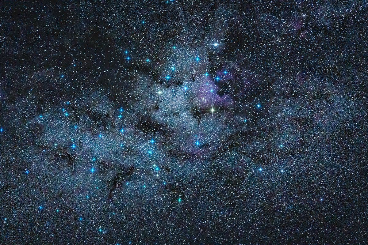 Deep Sky Aufnahme von einem Teilbereich der Milchstraße, Astrofotografie