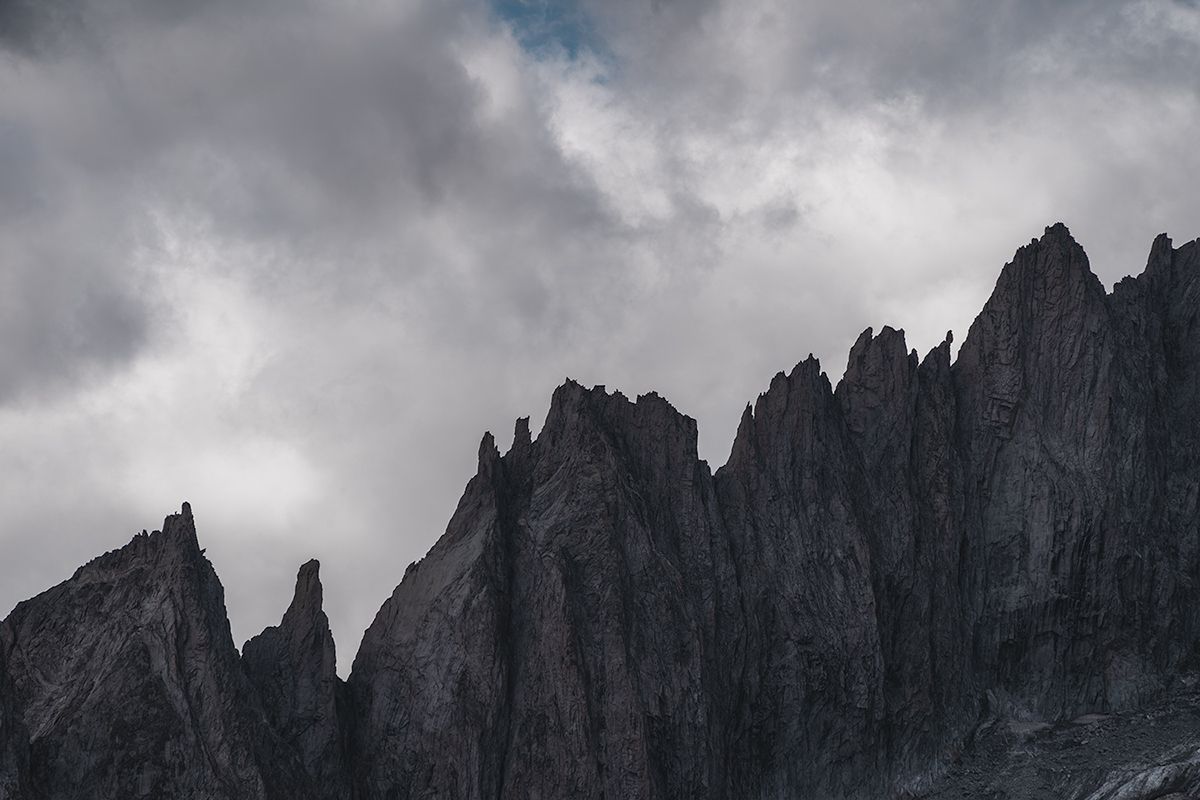 Bergkuppen in der Nahaufnahme, Schweiz