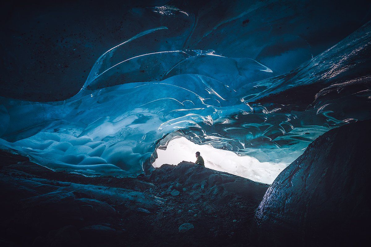 Gletscherhöhle im Aletsch Gletscher, Schweiz