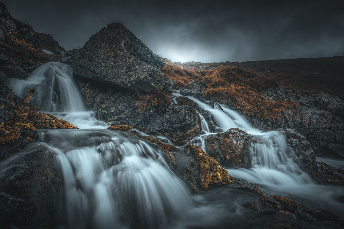 Imposante Wasserfälle am Furkapass, Schweiz
