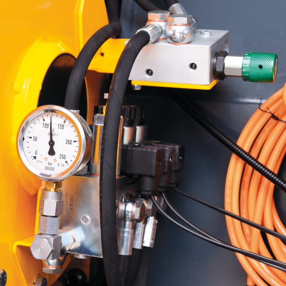 détail Treuil UNIFOREST 65G vendu par giraud matériels forestiers