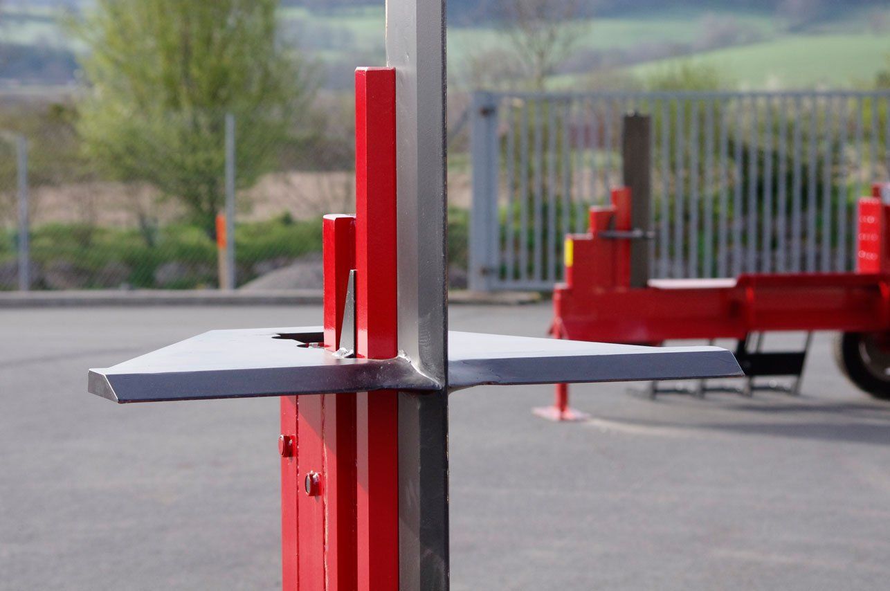 coin STCOC fendeuse OMA chez Giraud matériels forestiers