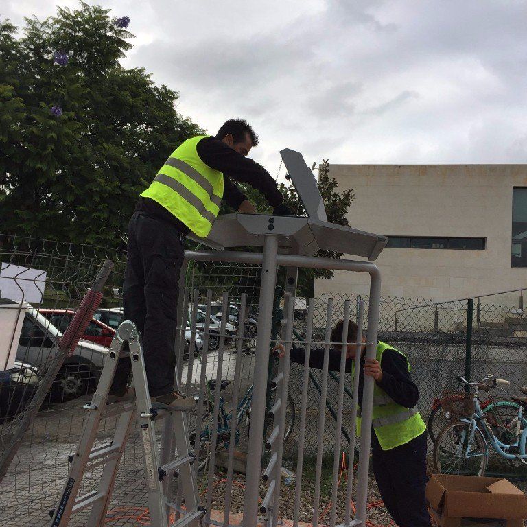 Soporte para instalación y montaje de equipamientos Soporte para instalación y montaje de equipamientos