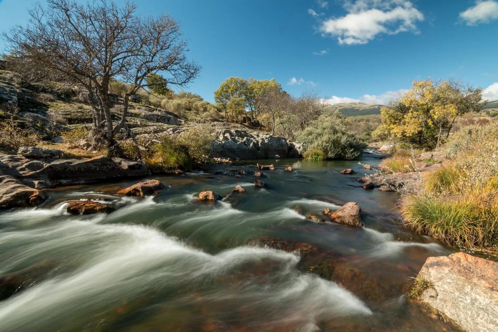 Efecto seda en el río Lozoya.