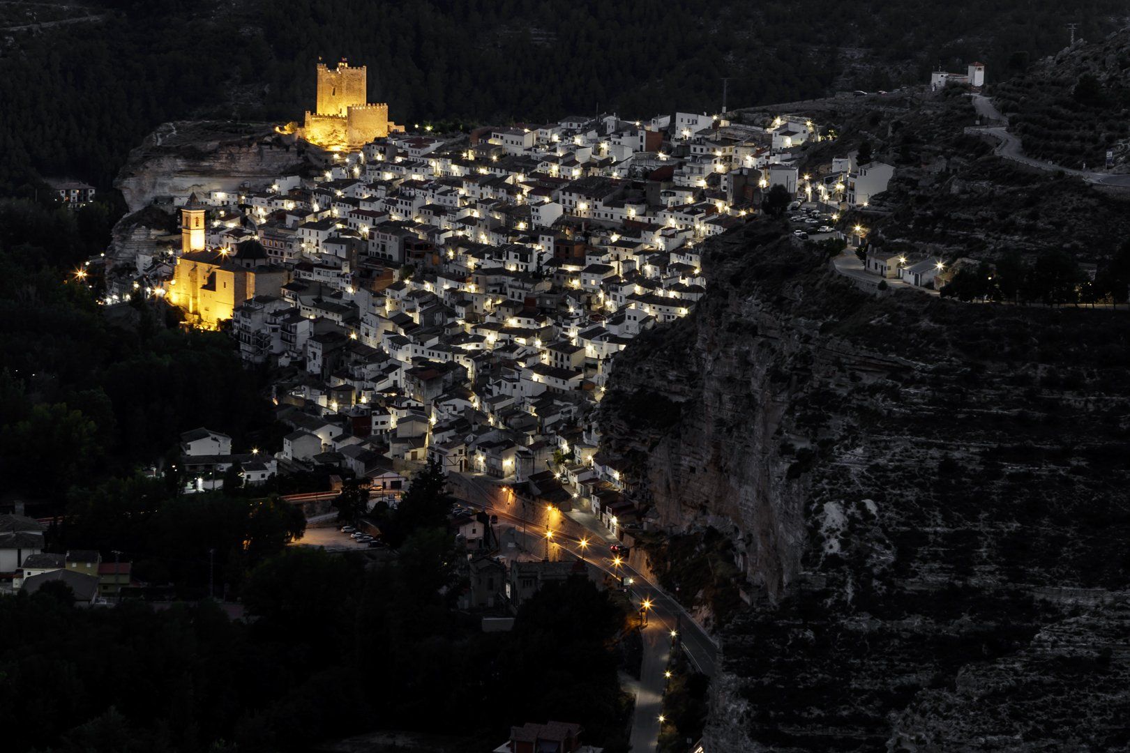 Nocturna en Alcalá del Júcar.