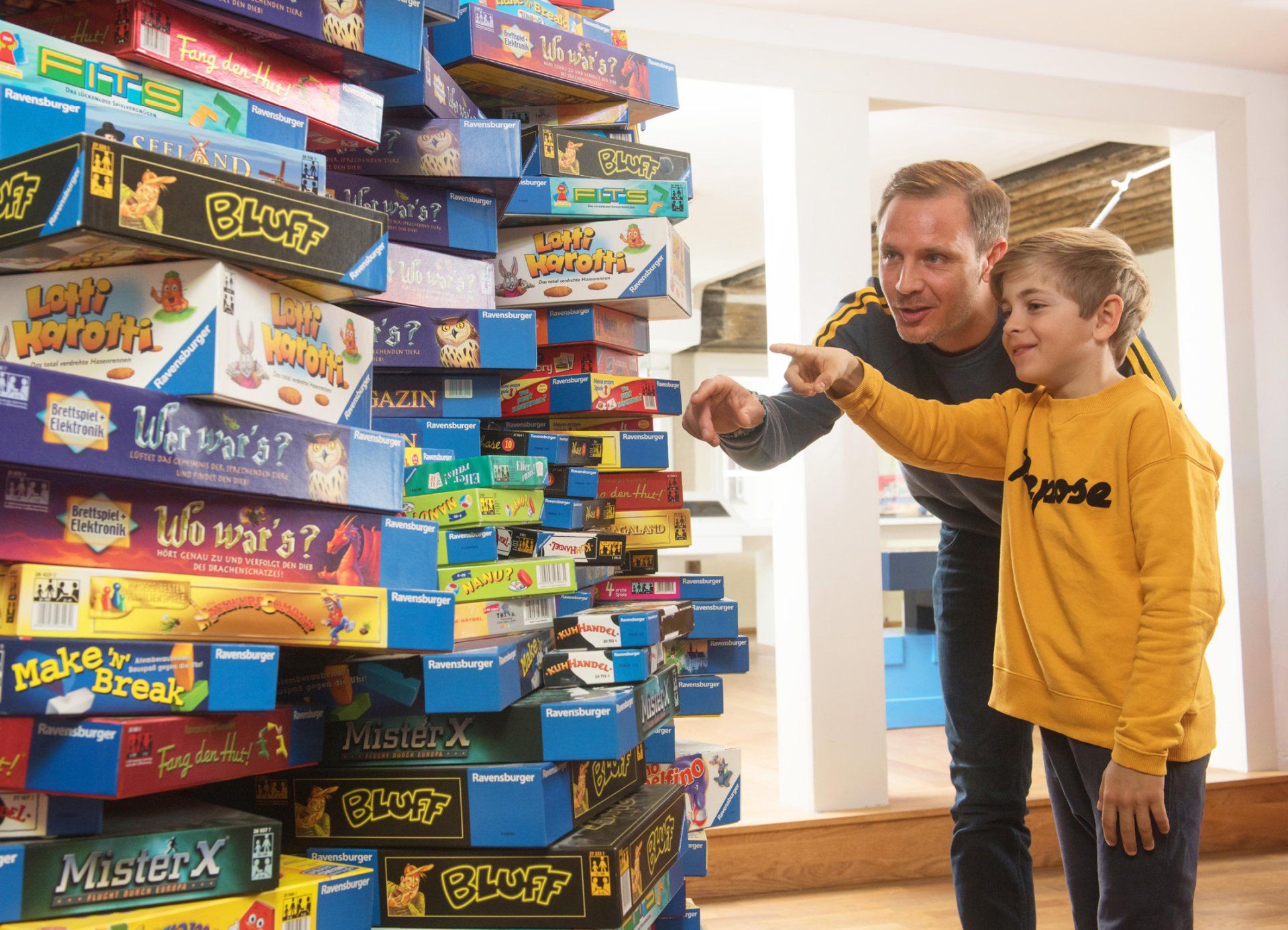 Fürstliches Golf-Resort Bad Waldsee, Golf, 45-Loch Golf-Anlage, LED Nachtgolf-Anlage, Golfschule, Golfturniere, New Course, Old Course, 9-Loch-Kurzplatz, Greenkeeping, Fürstlicher Golf-Club Oberschwaben, Fürstliches Golf-Hotel, Golf-Angebote, Golf-Schnupperkurse, Natur-Lehrpfad, Rund-Wanderwege, Kaffee, Restaurant, Vinothek, erlesene Weine, Bar, selbstgebackene Kuchen, Snacks, Mittagstisch, Sonnenterrasse, Gin - Greenkeeper's Cut, Bier vom Fass, kleine Gerichte, Burger, vegetarisch, vegan, Laktose frei, Gluten frei, Café-Restaurant Ausblick T-19, Restaurant im Hofgut