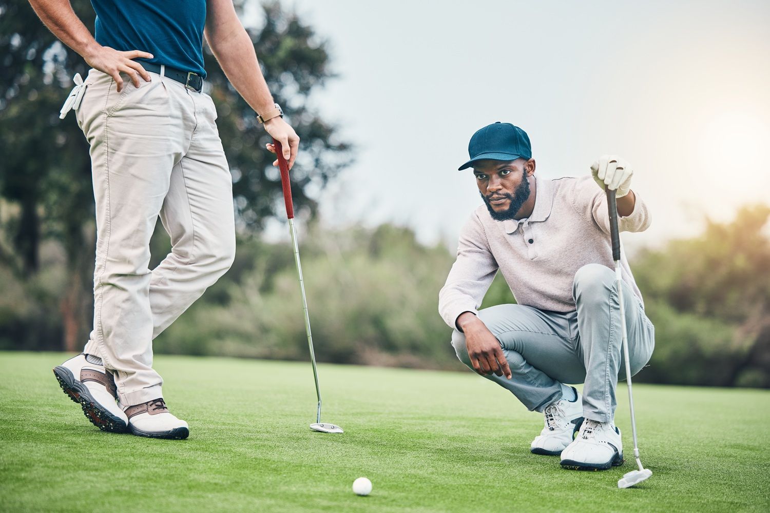 Fürstliches Golf-Resort Bad Waldsee, Golf, 45-Loch Golf-Anlage, LED Nachtgolf-Anlage, Golfschule, Golfturniere, New Course, Old Course, 9-Loch-Kurzplatz, Greenkeeping, Fürstlicher Golf-Club Oberschwaben, Fürstliches Golf-Hotel, Golf-Angebote, Golf-Schnupperkurse, Natur-Lehrpfad, Rund-Wanderwege, Kaffee, Restaurant, Vinothek, erlesene Weine, Bar, selbstgebackene Kuchen, Snacks, Mittagstisch, Sonnenterrasse, Gin - Greenkeeper's Cut, Bier vom Fass, kleine Gerichte, Burger, vegetarisch, vegan, Laktose frei, Gluten frei, Café-Restaurant Ausblick T-19, Restaurant im Hofgut