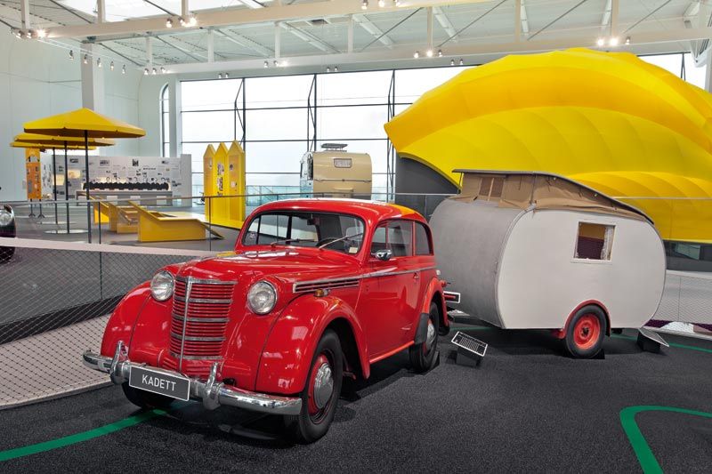 Fürstliches Golf-Resort Bad Waldsee, Golf, 45-Loch Golf-Anlage, LED Nachtgolf-Anlage, Golfschule, Golfturniere, New Course, Old Course, 9-Loch-Kurzplatz, Greenkeeping, Fürstlicher Golf-Club Oberschwaben, Fürstliches Golf-Hotel, Golf-Angebote, Golf-Schnupperkurse, Natur-Lehrpfad, Rund-Wanderwege, Kaffee, Restaurant, Vinothek, erlesene Weine, Bar, selbstgebackene Kuchen, Snacks, Mittagstisch, Sonnenterrasse, Gin - Greenkeeper's Cut, Bier vom Fass, kleine Gerichte, Burger, vegetarisch, vegan, Laktose frei, Gluten frei, Café-Restaurant Ausblick T-19, Restaurant im Hofgut