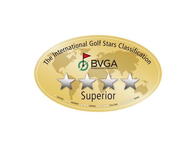 Fürstliches Golf-Resort Bad Waldsee, Golf, 45-Loch Golf-Anlage, LED Nachtgolf-Anlage, Golfschule, Golfturniere, New Course, Old Course, 9-Loch-Kurzplatz, Greenkeeping, Fürstlicher Golf-Club Oberschwaben, Fürstliches Golf-Hotel, Golf-Angebote, Golf-Schnupperkurse, Natur-Lehrpfad, Rund-Wanderwege, Kaffee, Restaurant, Vinothek, erlesene Weine, Bar, selbstgebackene Kuchen, Snacks, Mittagstisch, Sonnenterrasse, Gin - Greenkeeper's Cut, Bier vom Fass, kleine Gerichte, Burger, vegetarisch, vegan, Laktose frei, Gluten frei, Café-Restaurant Ausblick T-19, Restaurant im Hofgut