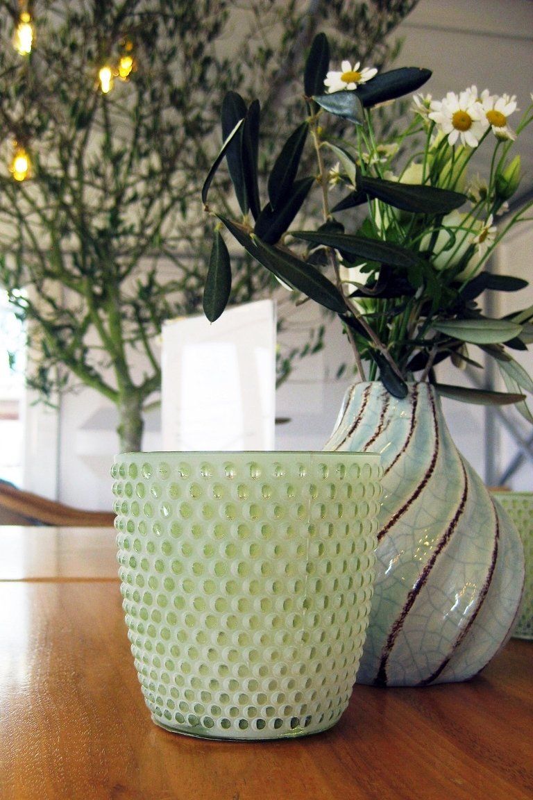 Fürstliches Golf-Resort Bad Waldsee, Golf, 45-Loch Golf-Anlage, LED Nachtgolf-Anlage, Golfschule, Golfturniere, New Course, Old Course, 9-Loch-Kurzplatz, Greenkeeping, Fürstlicher Golf-Club Oberschwaben, Fürstliches Golf-Hotel, Golf-Angebote, Golf-Schnupperkurse, Natur-Lehrpfad, Rund-Wanderwege, Kaffee, Restaurant, Vinothek, erlesene Weine, Bar, selbstgebackene Kuchen, Snacks, Mittagstisch, Sonnenterrasse, Gin - Greenkeeper's Cut, Bier vom Fass, kleine Gerichte, Burger, vegetarisch, vegan, Laktose frei, Gluten frei, Café-Restaurant Ausblick T-19, Restaurant im Hofgut