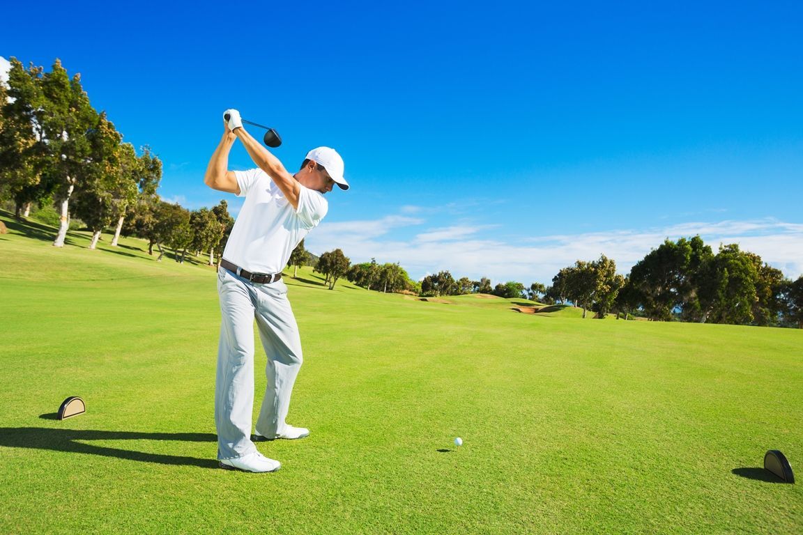 Fürstliches Golf-Resort Bad Waldsee, Golf, 45-Loch Golf-Anlage, LED Nachtgolf-Anlage, Golfschule, Golfturniere, New Course, Old Course, 9-Loch-Kurzplatz, Greenkeeping, Fürstlicher Golf-Club Oberschwaben, Fürstliches Golf-Hotel, Golf-Angebote, Golf-Schnupperkurse, Natur-Lehrpfad, Rund-Wanderwege, Kaffee, Restaurant, Vinothek, erlesene Weine, Bar, selbstgebackene Kuchen, Snacks, Mittagstisch, Sonnenterrasse, Gin - Greenkeeper's Cut, Bier vom Fass, kleine Gerichte, Burger, vegetarisch, vegan, Laktose frei, Gluten frei, Café-Restaurant Ausblick T-19, Restaurant im Hofgut