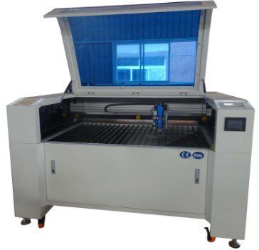 MAQUINA CORTE Y GRABADO CO2