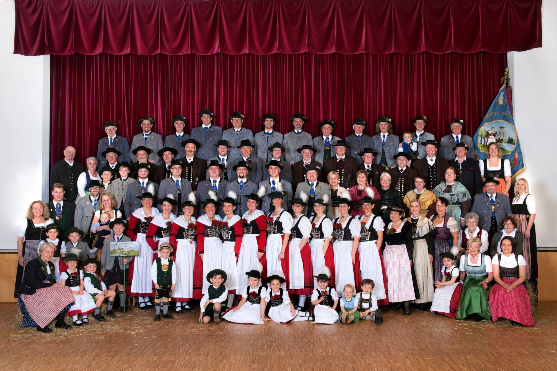 Trachtenverein Stamm Ismaning 110 Jahre