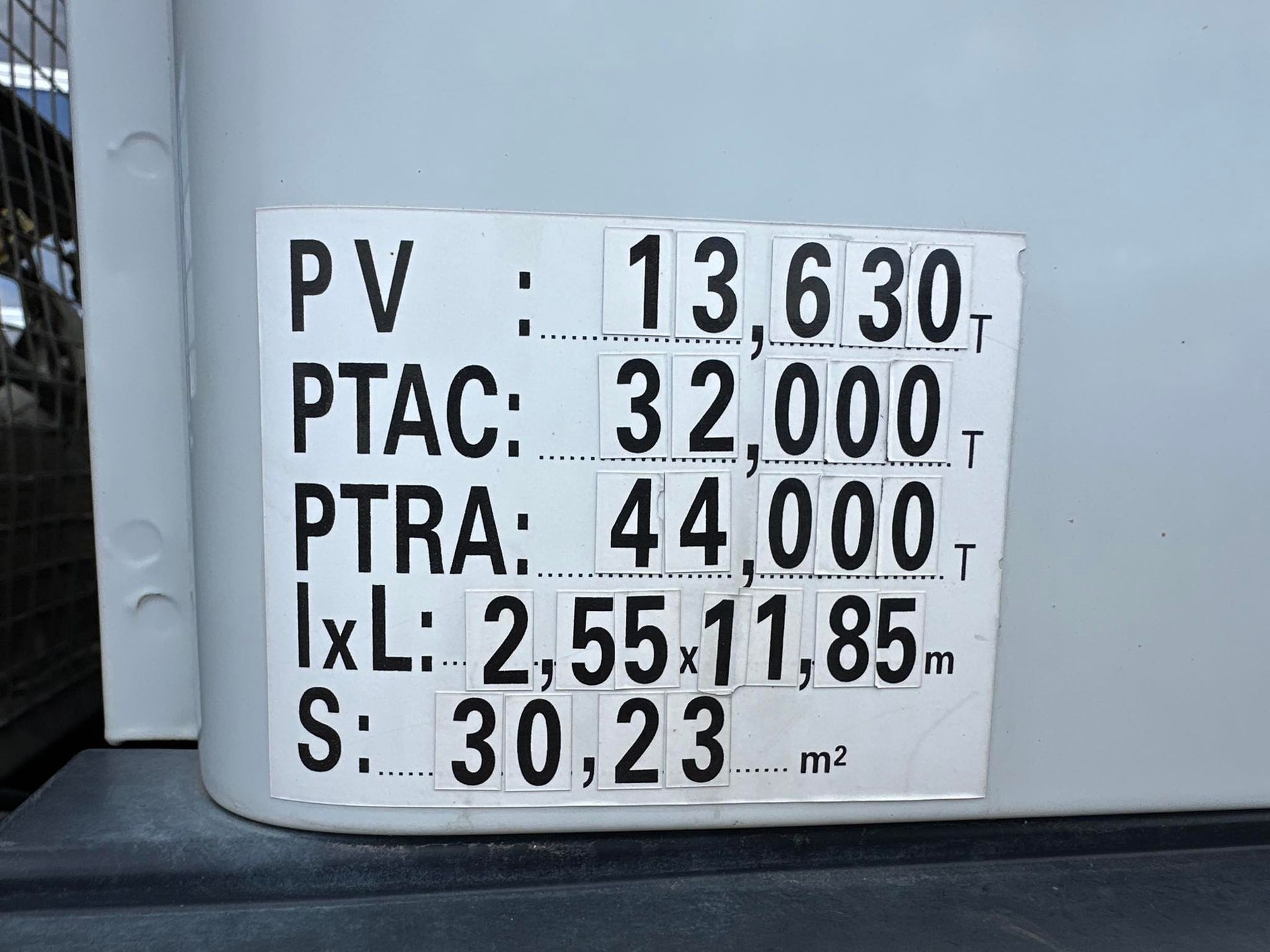 Iveco Porte-engins Stralis Hi-street