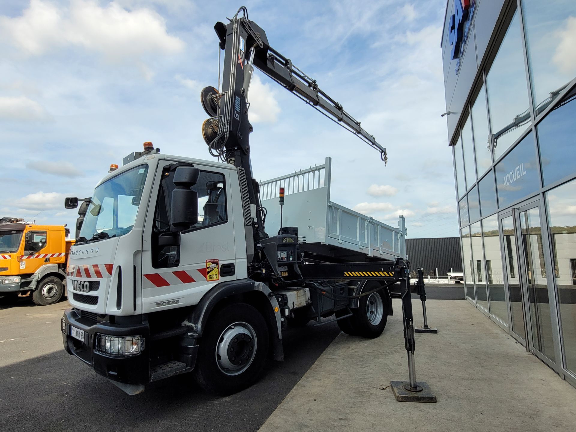 Iveco 150E22 4x2